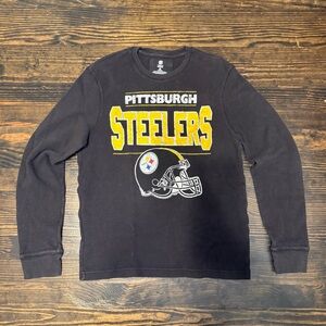 NFL Pittsburgh Steelers Black Long Sleeve Tee with Yellow Graphic